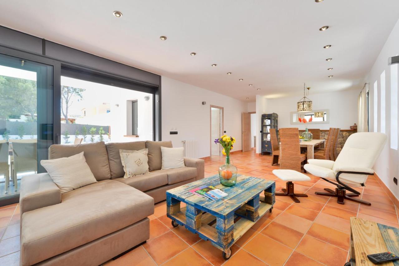 Pousada New With Pool 19 Mins From Ibiza Town Cana Clara Santa Eulária des Riu